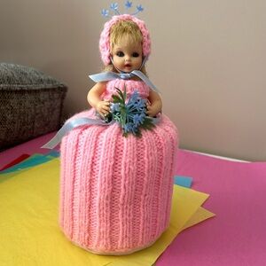 4/$100 bathroom toilet paper cover Pink Knitted Doll with Blue Accents 🌸
